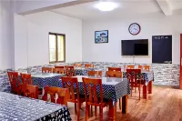 Gratitude Manor Campus Theme Homestay