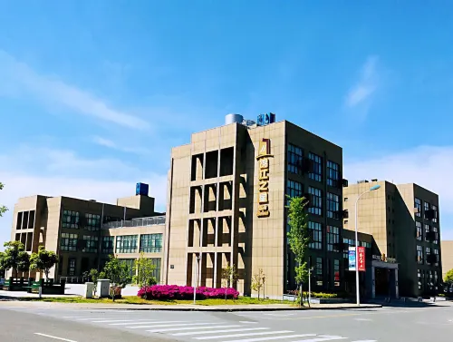 Jinjiang Pinshang Hotel (Ningbo Hangzhou Bay Bridge)
