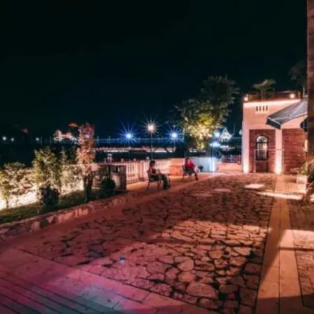 Helun Boutique Hotel
