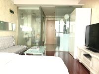 青岛小资酒店式公寓 - 温馨大床房