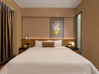 文华国际酒店公寓(广州北京路步行街店) - 至尊商务大床房