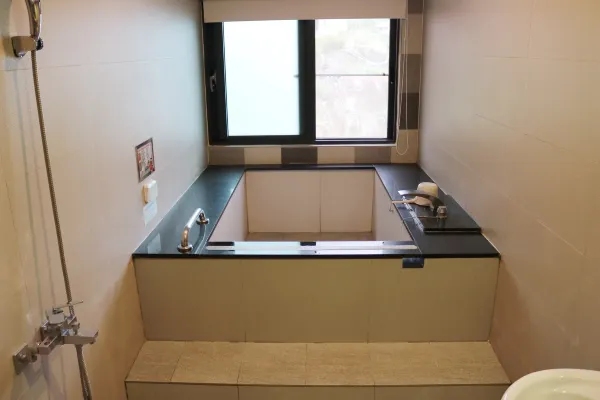 關子嶺溫泉, 台南芳谷温泉小棧酒店