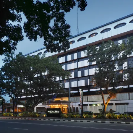 Le Polonia Hotel & Convention Medan