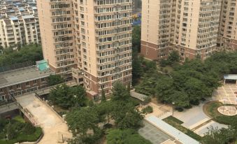Wang Jing Family Apartment