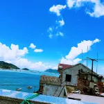 One sea and one night