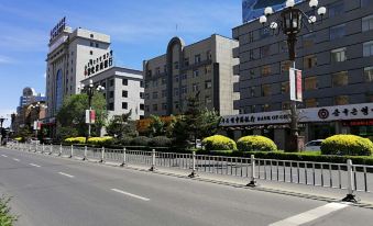 Hua Fu Hotel