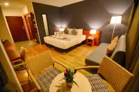 Comet Hotel Surat Thani