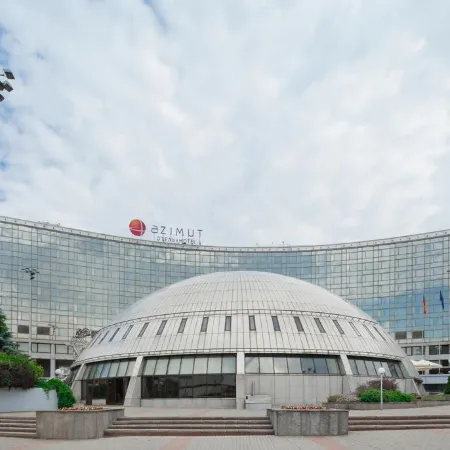 AZIMUT City Hotel Olympic Moscow (АЗИМУТ Сити Отель Олимпик) Отели рядом с достопримечательностью «р. Москва»