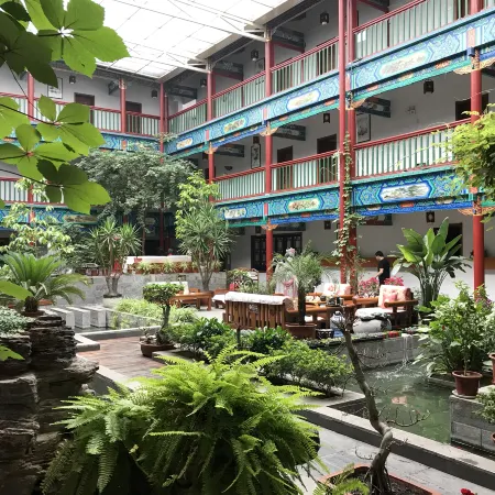 Mood Flower Hotel