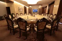 Crown Century Hotel - sarapan