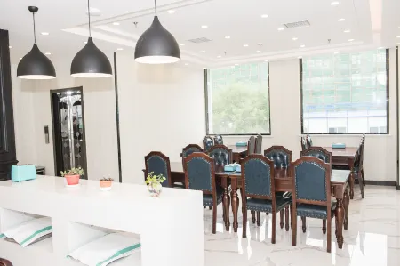 Xana Hotelle (Tianjin Beizhakou Town) Отели рядом с достопримечательностью «Training Park of Xiaozhan»