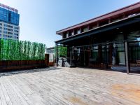 千络会展主题酒店(上海和平house店) - 和平尊选双床房