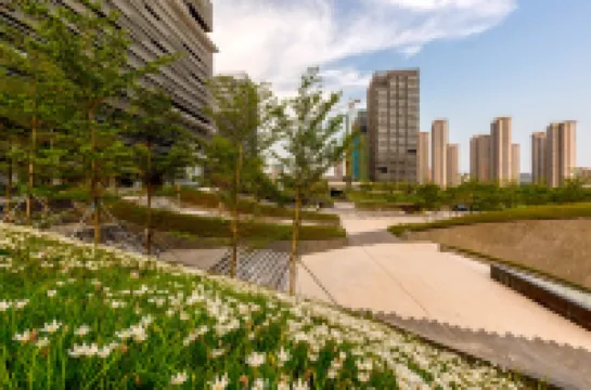 摩登四季薈保利國際公寓（珠海橫琴口岸海洋王國店） 保利國際廣場附近的飯店