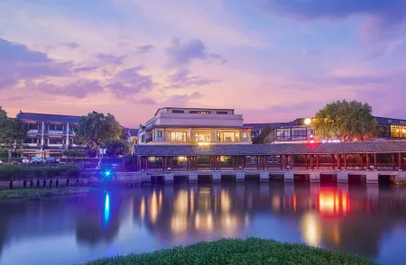 Anchee Hotel Отели рядом с достопримечательностью «Moganshan Senbo Resort Nature Park»