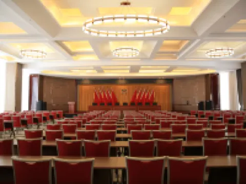 Jinju Hotel فنادق في لونغ نان