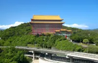 The Grand Hotel Hotel in zona Monga Dizang Temple