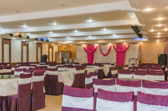 Yunti Hotel Fasilitas Bisnis Photos