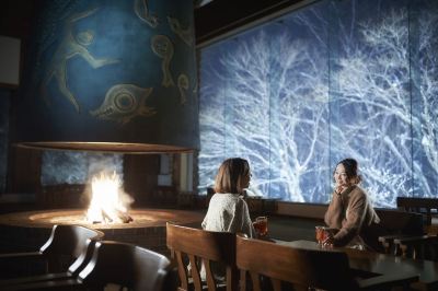 ロビーラウンジ 星野リゾート 奥入瀬渓流ホテルの写真