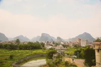 Jomo Cultural Hotel (Zhaoping Huangyao Ancient Town)