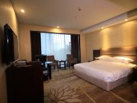 凯瑞汀酒店(重庆巴国城店) - 豪华大床房