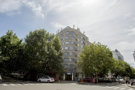Jinjiang Inn Qingdao Development Zone Xiangjiang Road Subway Station Hotel