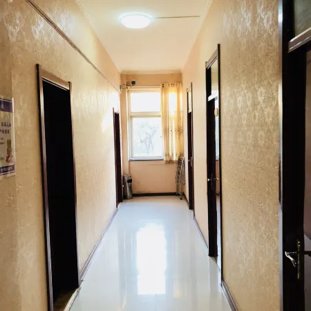 Zhongning Tianyue Hotel