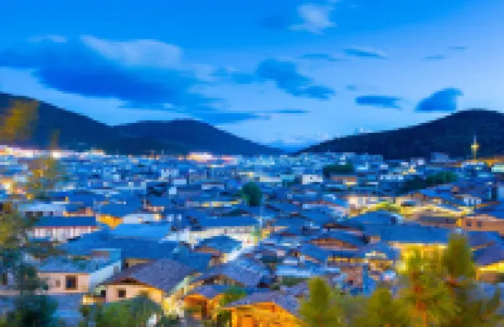 Shangri-La 5th Meteorite Light Year Hotel (Dukezong Ancient City Shop)