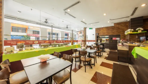 Prescott Hotel Kuala Lumpur Medan Tuanku Отели рядом с достопримечательностью «Kuala Lumpur Metropolitan University College»