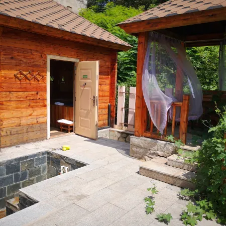 Bazhou Lanyue Manor Hot Spring Hotel