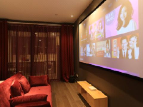 南京蓝金酒店公寓 - 大幕布情调影音大床房