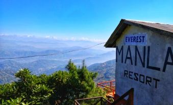 Everest Manla Resort