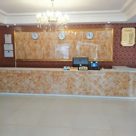 Sishui Senrun Business Hotel