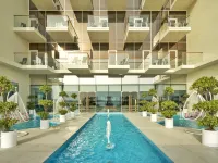 فندق ومنتجع رويال سنترال النخلة Hotels near أتلانتس – النخلة