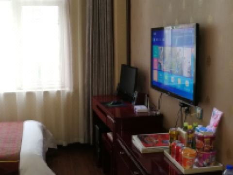 乾县天佑商务酒店 - 豪华三人套房