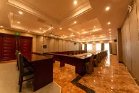 Qingmu Select Hotel (Hanshan Taihushan South Road) Hotels in Hanshan