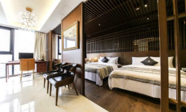 Kondae K World Hotel