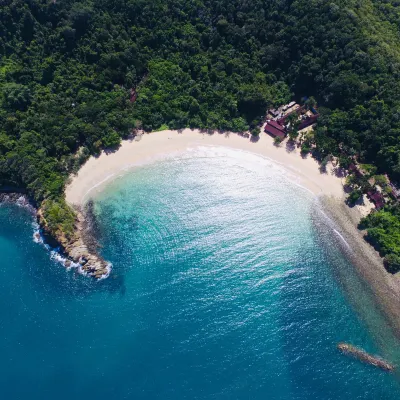 Dolphin Bay Island Resort Hotels near Gereja SIB Tegudon