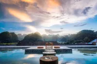Wanfeng Linjingtang Holiday Hostel Hotels in Xingyi