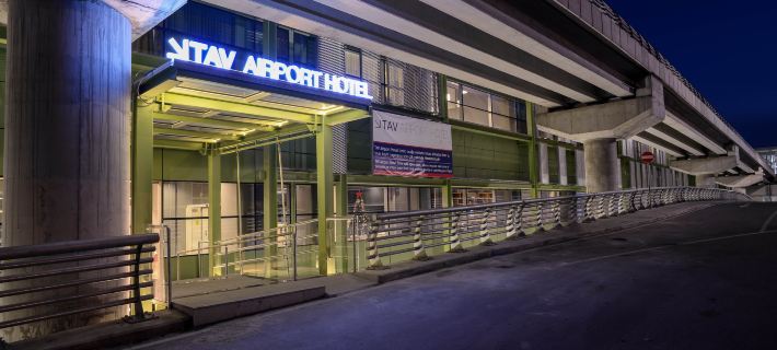 Tav Airport Hotel Izmir Hotel a Izmir