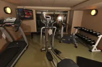 Banff Caribou Lodge and Spa - Gym