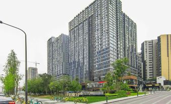 Wroking Living Smart Apartment (Chengdu Financial City Global Center South Station Yufeng)