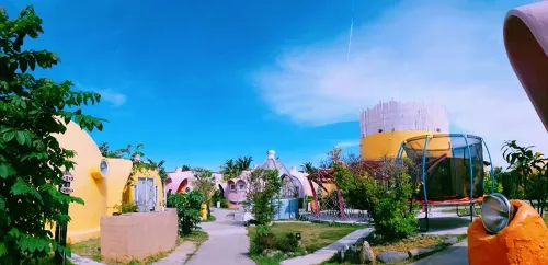HI-BI Outer space House B&B