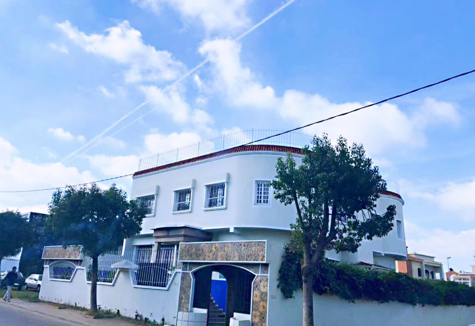 Blue and White House(بلو آند وايت هاوس) in Casablanca - 2026 Prices ...