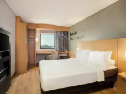 Hotel Ibis Pontianak City Center Hotel di Parit Tokaya
