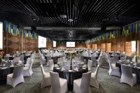 Hilton Port Moresby Hotel & Residences Hotels in Loloata Island