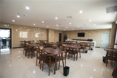 Shankee Hotel (Jize Huimeng South Street) Отели рядом с достопримечательностью «Чжэнцзэ Китайская больница»
