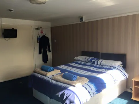 利物浦蓋特威民宿