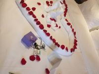 沃尔顿国际酒店(于都店) - 浪漫情侣大床房