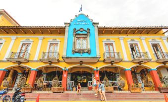 Socialtel Granada - Formerly Selina Granada