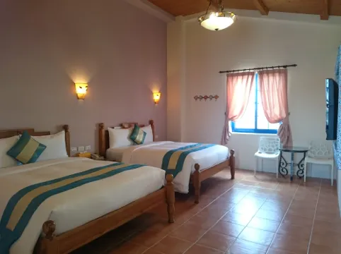 墾丁希臘風情特色民宿